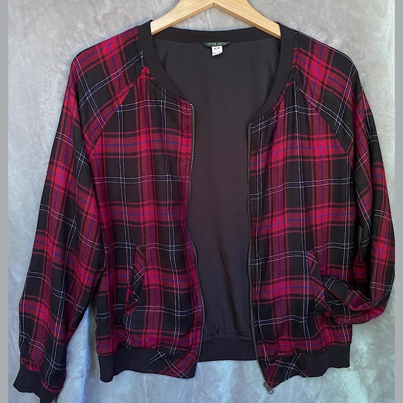 🎉Peyton Jensen Plaid Bomber Jacket, Size M,Red/Black/Royal Blue - Picture 2 of 9